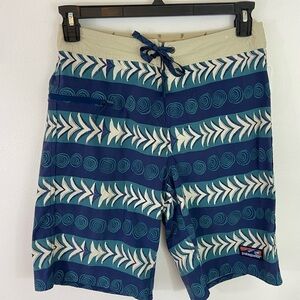PATAGONIA Board Swim Shorts Size 32 M Wayfarer Geometric All Over Pattern 10”